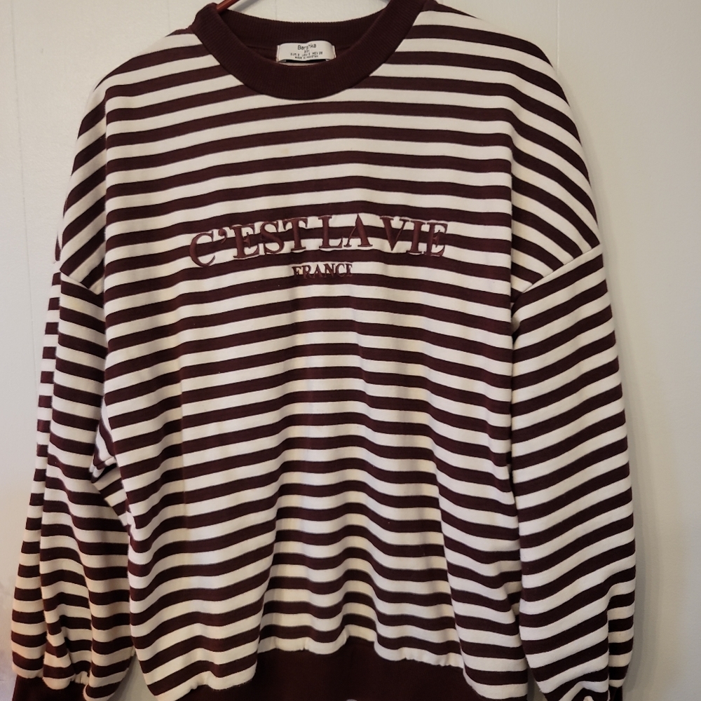 VTG. BERSHKA SWEATSHIRT